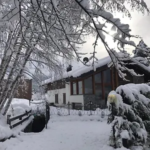 https://villa-dosso-del-grillo.it-lombardy.com