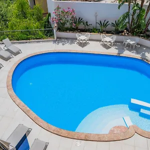 Casa Pertosa , Taormina Italia